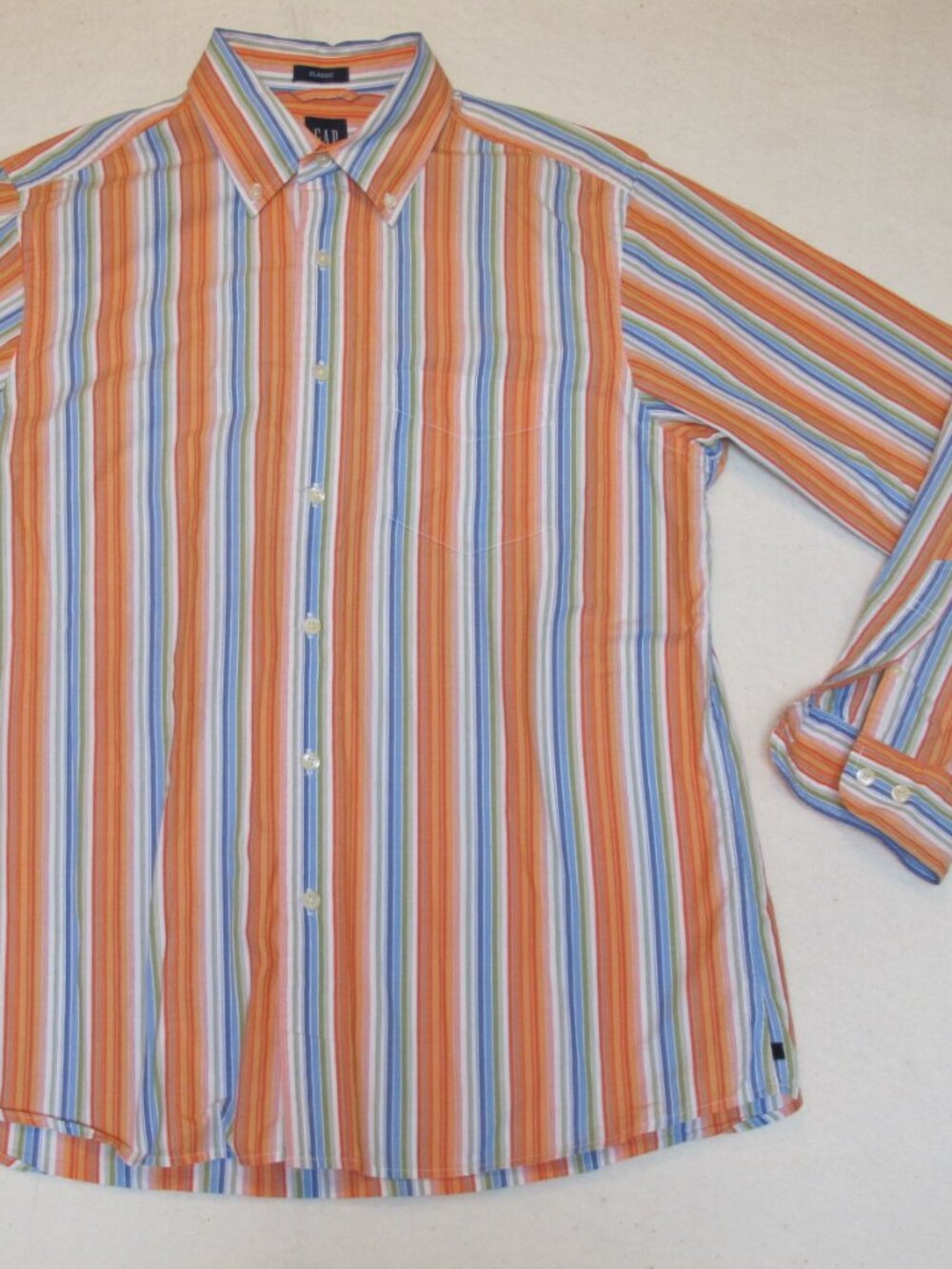 Gap Men's Classic Button Down Shirt Size M (46)